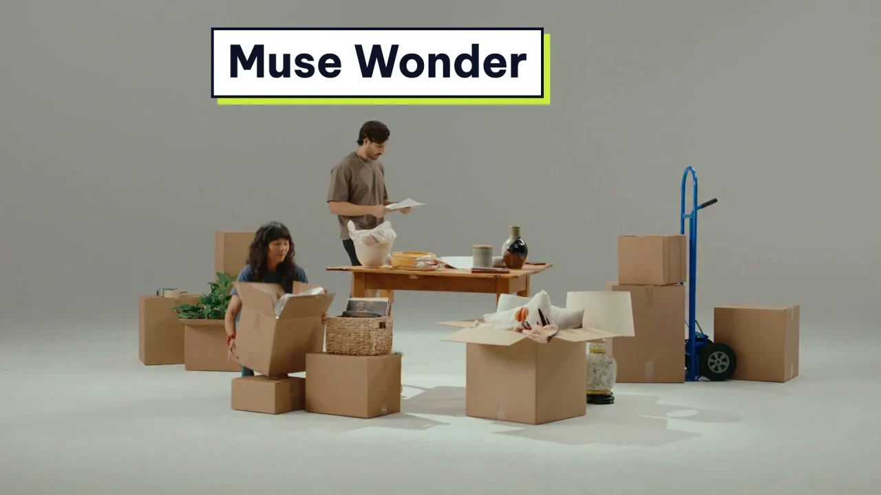 Cảnh trong video giới thiệu Muse Wonder của Meta: hai người dọn nhà giữa các thùng carton